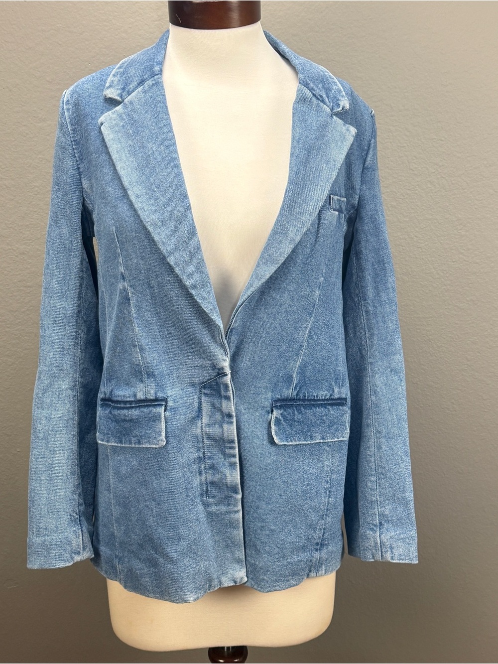 Staud Maxwell Denim Blazer Jacket Sz S Edgy Chic Stylish - Picture 5 of 9